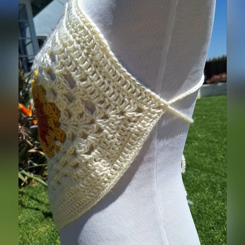Handmade Crochet crop Top - Picture 3 of 5